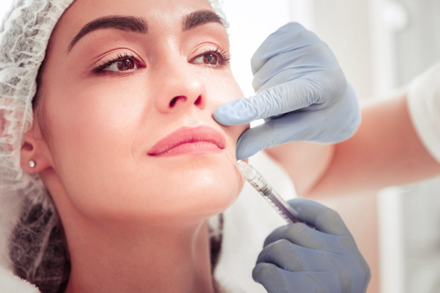 Le botox et l'acide hyaluronique
