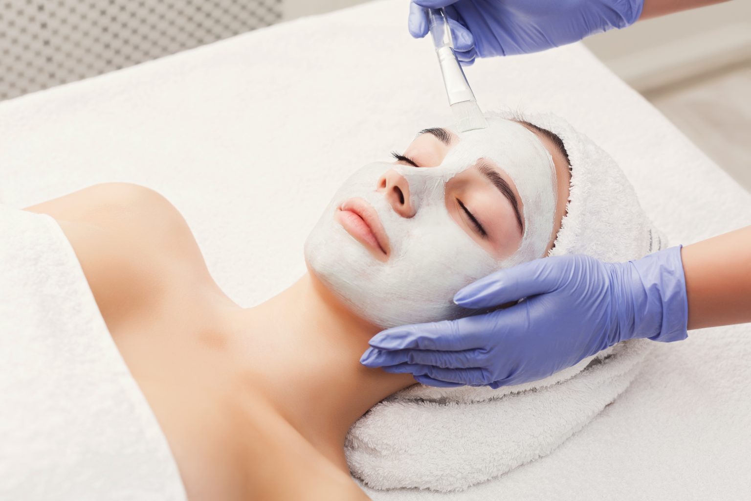 Qu’est-ce que le peeling du visage ?