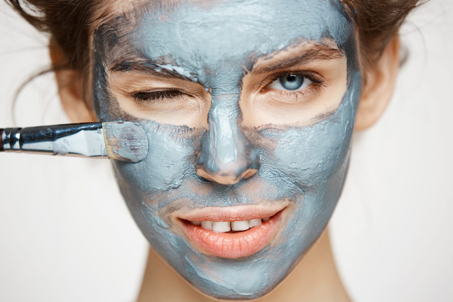 Donnez une nouvelle vie à votre peau grâce au micro peeling !